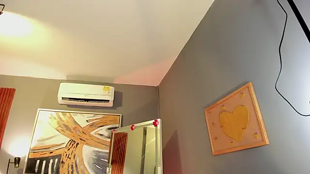 ailann  online show from March 2026 07:48:02 PM