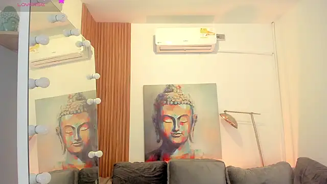 ailann  online show from January 2026 07:43:02 PM