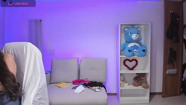  wtdreamgirl online show from March 2026 03:40:01 AM