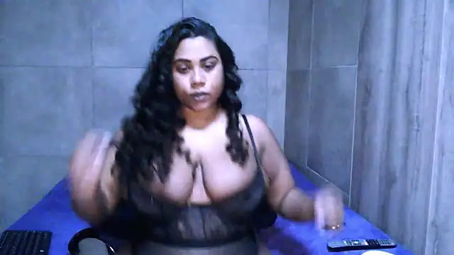 IndianMamixx online show from August 2026 07:58:01 AM