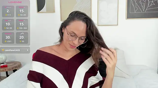 Julianneharris online show from April 2026 03:25:02 PM