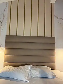 EmmaJhoons online show from March 2026 10:14:01 AM