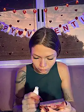 EmmaJhoons online show from February 2026 11:54:02 AM