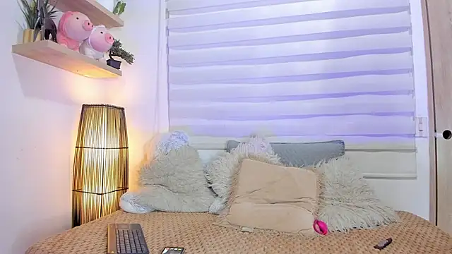 mia ebony  online show from May 2026 11:36:02 AM