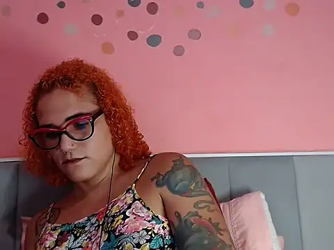 Queen Domme de paus online show from February 2026 02:46:01 PM