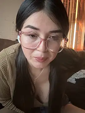 Snapshot of moon0626 chatting on April 2026 02:21:01 PM moon0626 online show from April 2026 02:21:01 PM