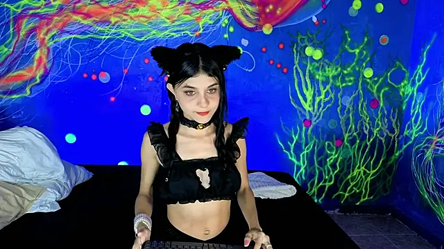 mynxii petite online show from January 2026 12:23:02 PM