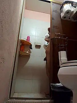 Snapshot of yoguitolokoche chatting on January 2026 07:26:01 AM yoguitolokoche online show from January 2026 07:26:01 AM