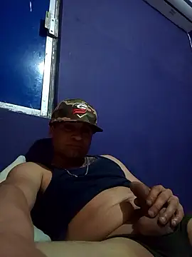 Snapshot of yoguitolokoche chatting on January 2026 12:34:02 PM yoguitolokoche online show from January 2026 12:34:02 PM