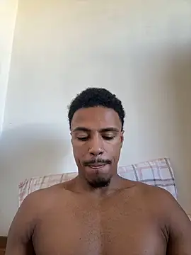 Snapshot of LorenzoBlack27 chatting on June 2026 02:11:01 PM LorenzoBlack27 online show from June 2026 02:11:01 PM