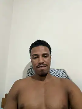 Snapshot of LorenzoBlack27 chatting on June 2026 10:44:01 PM LorenzoBlack27 online show from June 2026 10:44:01 PM