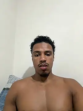 Snapshot of LorenzoBlack27 chatting on June 2026 10:52:02 PM LorenzoBlack27 online show from June 2026 10:52:02 PM