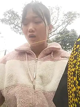 Hina2xx online show from January 2026 07:26:01 AM