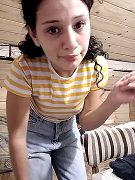 Snapshot of mmelit4 chatting on February 2026 04:01:01 AM mmelit4 online show from February 2026 04:01:01 AM