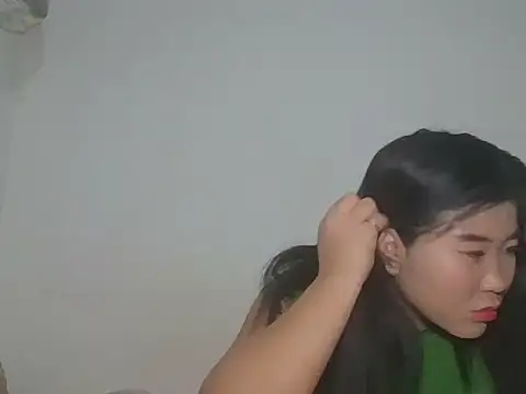 Zyeiii online show from February 2026 09:55:02 PM