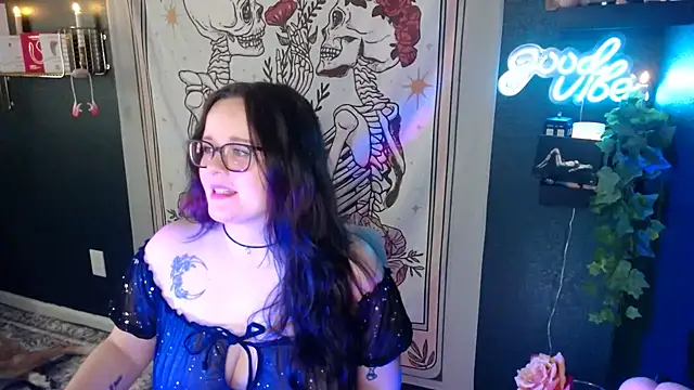 HazeyViolet333 online show from March 2026 07:14:01 PM