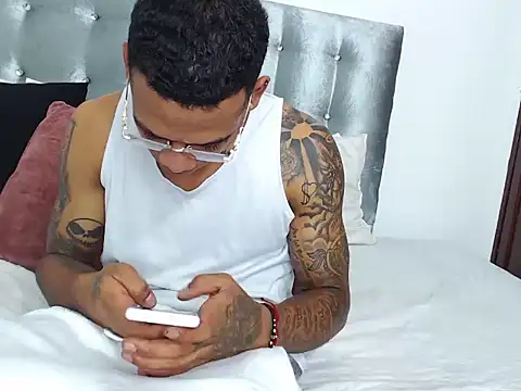 joelgarretx online show from January 2026 03:46:01 AM