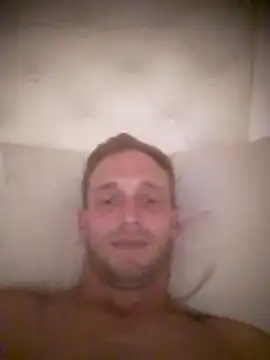 Snapshot of Manueloncho chatting on January 2026 03:59:01 PM Manueloncho online show from January 2026 03:59:01 PM