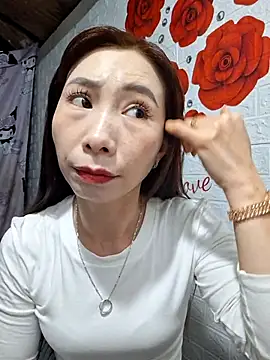 Adela-222 online show from February 2026 01:59:02 AM