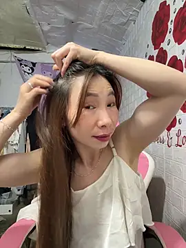 Adela-222 online show from May 2026 09:25:02 PM