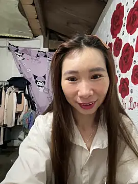 Adela-222 online show from April 2026 11:51:02 PM