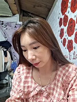 Adela-222 online show from April 2026 04:08:02 AM