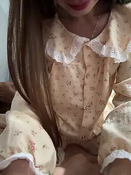 Adela-222 online show from June 2026 04:32:01 AM