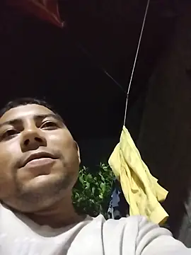 Snapshot of master_juju1924 chatting on June 2026 02:38:01 AM master juju1924 online show from June 2026 02:38:01 AM