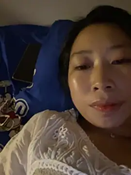 Snapshot of Mayly_lucky2 chatting on June 2026 02:28:01 PM Mayly lucky2 online show from June 2026 02:28:01 PM