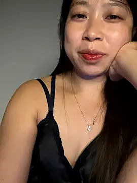 Snapshot of Mayly_lucky2 chatting on June 2026 01:56:02 PM Mayly lucky2 online show from June 2026 01:56:02 PM