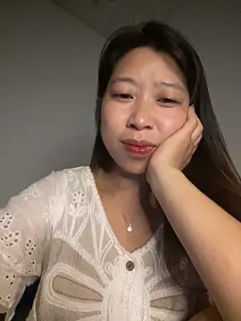 Snapshot of Mayly_lucky2 chatting on June 2026 11:15:02 PM Mayly lucky2 online show from June 2026 11:15:02 PM
