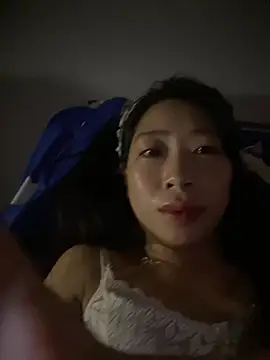 Snapshot of Mayly_lucky2 chatting on July 2026 10:54:02 PM Mayly lucky2 online show from July 2026 10:54:02 PM