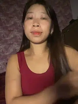 Snapshot of Mayly_lucky2 chatting on June 2026 11:32:02 PM Mayly lucky2 online show from June 2026 11:32:02 PM