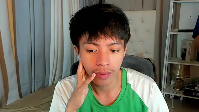 davincihugecock online show from February 2026 04:37:01 PM