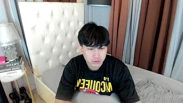 davincihugecock online show from July 2026 06:29:02 PM