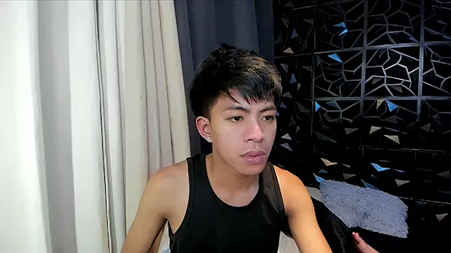 davincihugecock online show from April 2026 02:18:01 AM