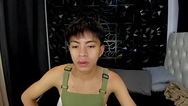 davincihugecock online show from April 2026 05:54:01 PM