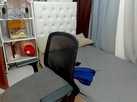 davincihugecock online show from March 2026 04:34:02 PM