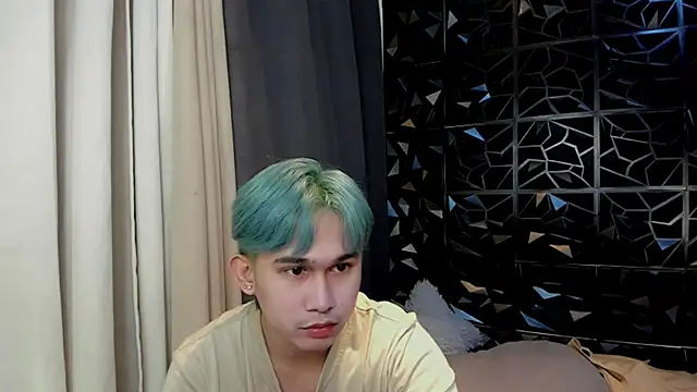 davincihugecock online show from April 2026 04:35:01 PM