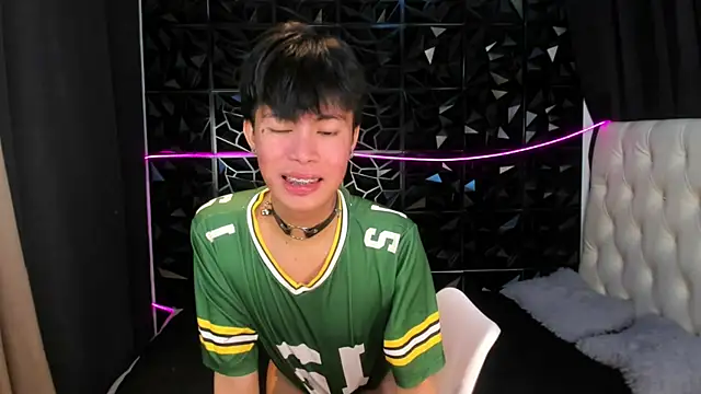 urtwinkbrixz online show from March 2026 05:35:02 AM