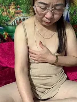 -Mery- online show from May 2026 08:44:02 PM