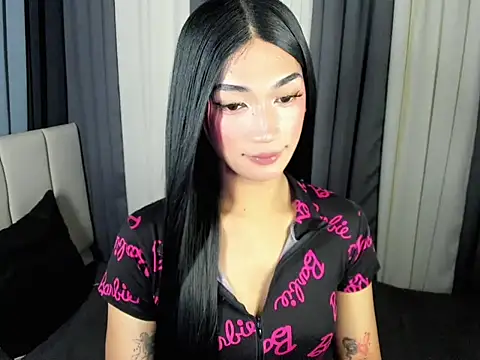 FyangFoxx online show from May 2026 06:33:02 PM