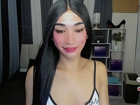 FyangFoxx online show from May 2026 06:32:02 PM