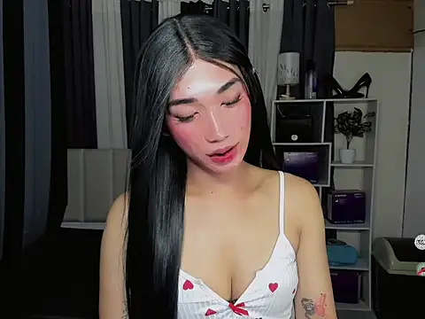 FyangFoxx online show from May 2026 08:27:02 PM