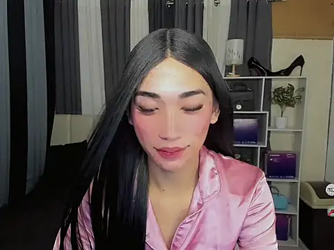 FyangFoxx online show from May 2026 05:50:02 PM