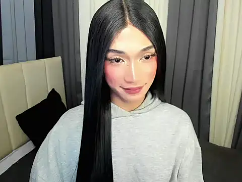 FyangFoxx online show from May 2026 05:50:01 PM