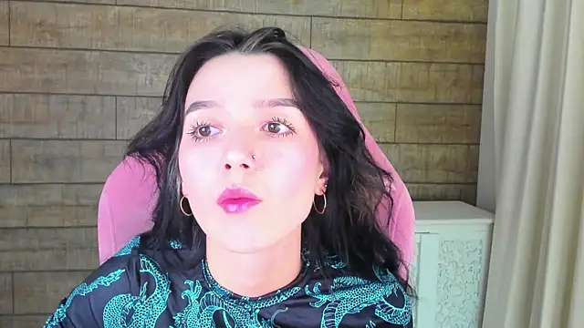 VanessaVienne online show from March 2026 04:21:01 PM