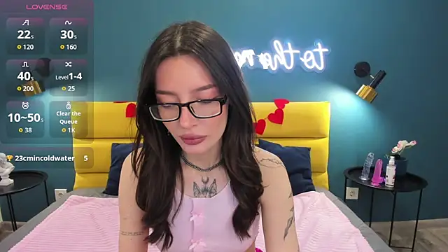 IvyDainty online show from February 2026 01:27:01 AM