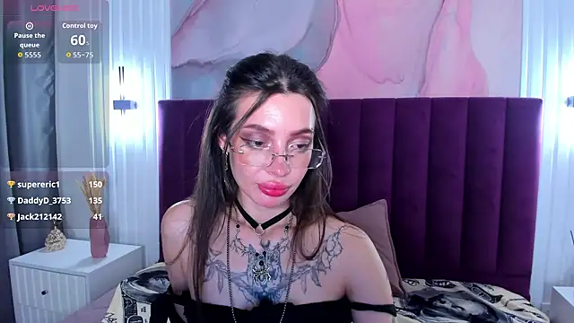 IvyDainty online show from July 2026 01:32:02 PM