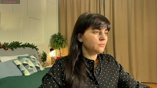  SilkyShadow  online show from January 2026 01:20:01 AM